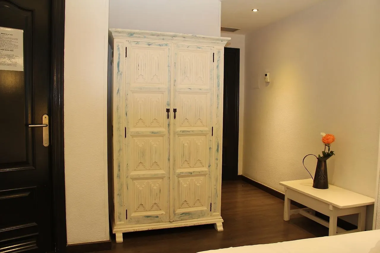 Albergue Oasis Backpackers' Toledo Hostal