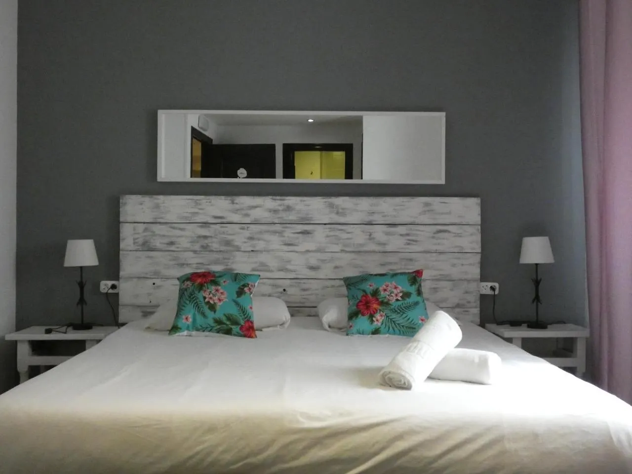 Albergue Oasis Backpackers' Toledo Hostal